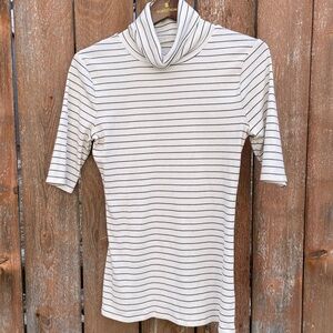 A NEW DAY Women’s White Black Stripe Elbow Sleeve Turtleneck Shirt Size Large
